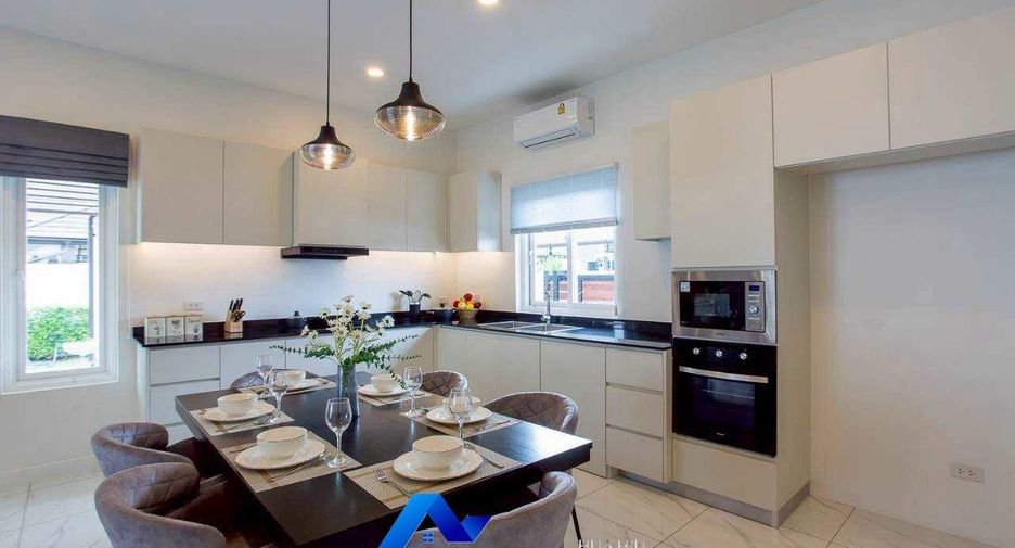 For sale 3 bedrooms villa in Hua Hin, Prachuap Khiri Khan