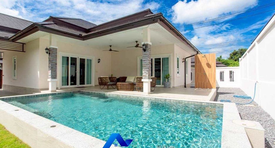 For sale 3 bedrooms villa in Hua Hin, Prachuap Khiri Khan