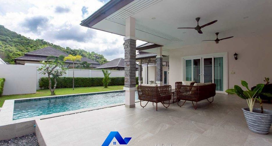 For sale 3 bedrooms villa in Hua Hin, Prachuap Khiri Khan