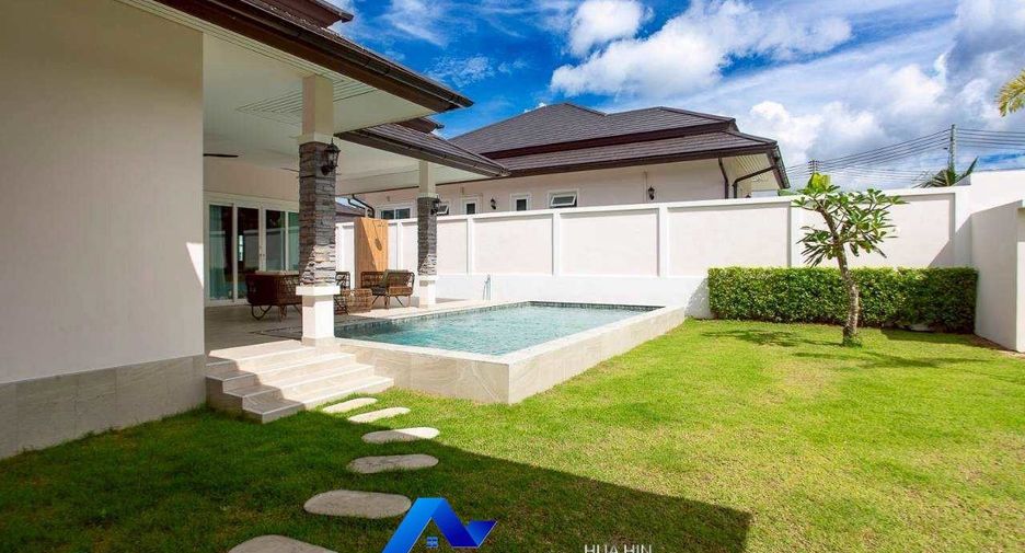 For sale 3 bedrooms villa in Hua Hin, Prachuap Khiri Khan