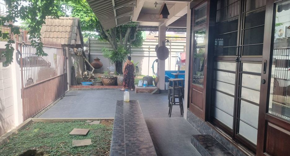Casa en venta de 3 habitaciones en Watthana, Bangkok
