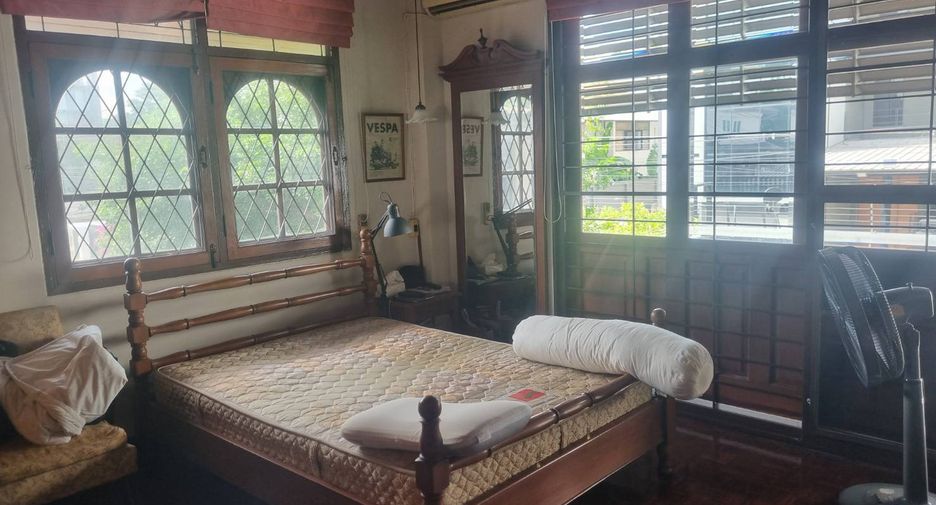 Casa en venta de 3 habitaciones en Watthana, Bangkok