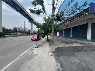 For rent retail Space in Mueang Samut Prakan, Samut Prakan