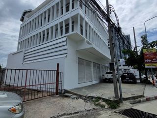 Gewerbefläche zur Miete in Mueang Samut Prakan, Samut Prakan