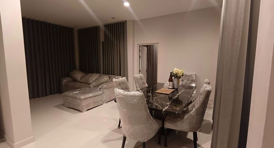 À louer et à vendre 4 chambres maison à Pak Kret, Nonthaburi