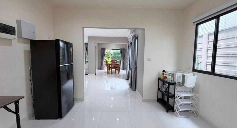 For rent and for sale 3 bedrooms house in Bang Phli, Samut Prakan