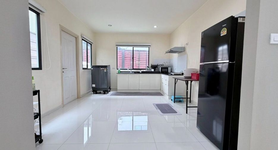 For rent and for sale 3 bedrooms house in Bang Phli, Samut Prakan