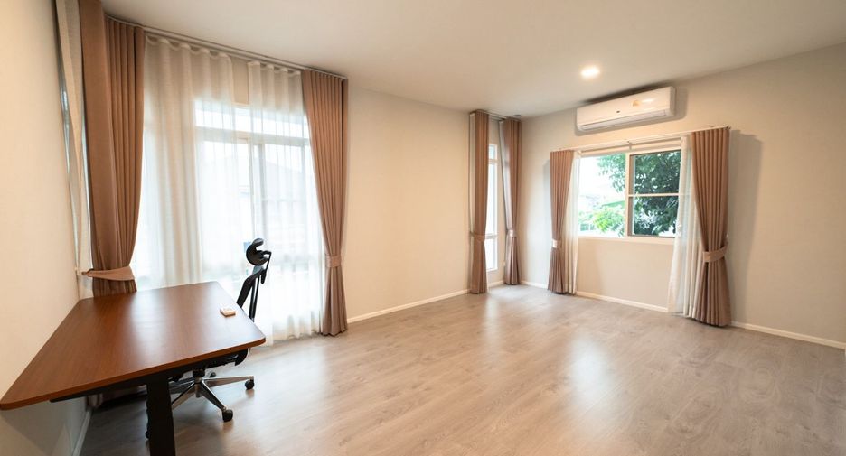 For rent and for sale 4 bedrooms house in Prawet, Bangkok