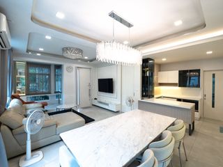 Haus zur Miete und zum Kauf mit 4 Zimmer in Prawet, Bangkok