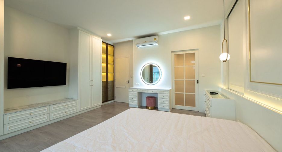 For rent and for sale 4 bedrooms house in Prawet, Bangkok
