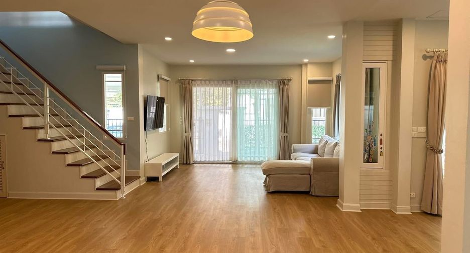 Haus zur Miete mit 3 Zimmer in Mueang Chiang Mai, Chiang Mai