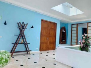 À louer et à vendre 5 chambres villa à Bang Lamung, Chonburi