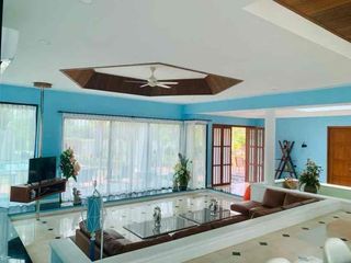 À louer et à vendre 5 chambres villa à Bang Lamung, Chonburi
