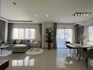 À louer 4 chambres villa à Bang Lamung, Chonburi