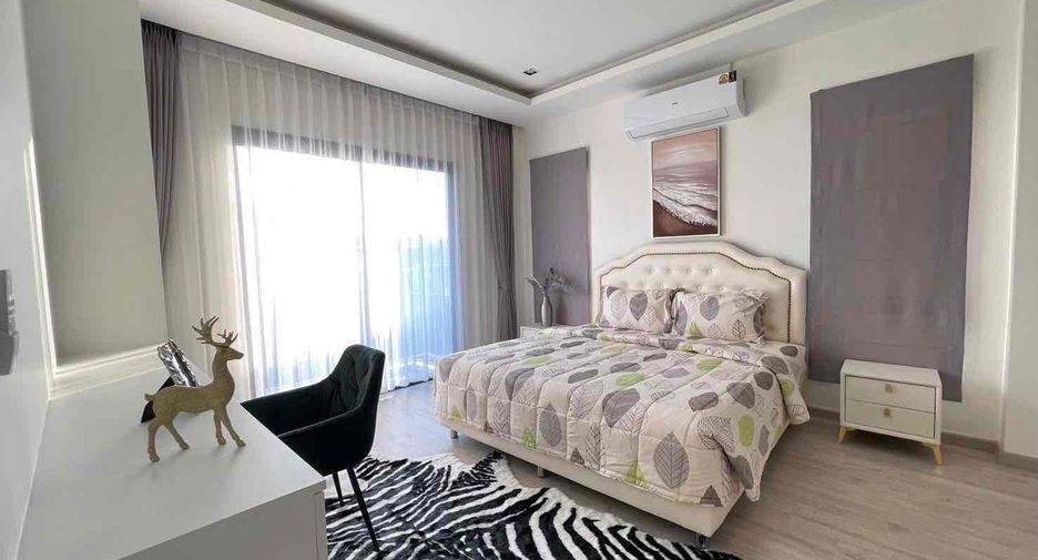 Villa en alquiler de 4 habitaciones en Bang Lamung, Chonburi