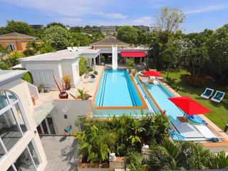 Villa zur Miete und zum Kauf mit 8 Zimmer in Bang Lamung, Chonburi