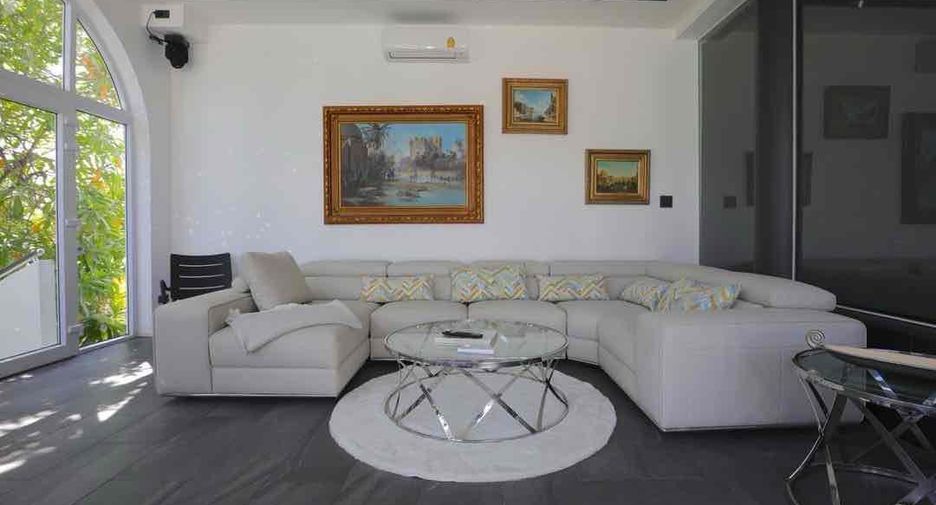 Villa zur Miete und zum Kauf mit 8 Zimmer in Bang Lamung, Chonburi