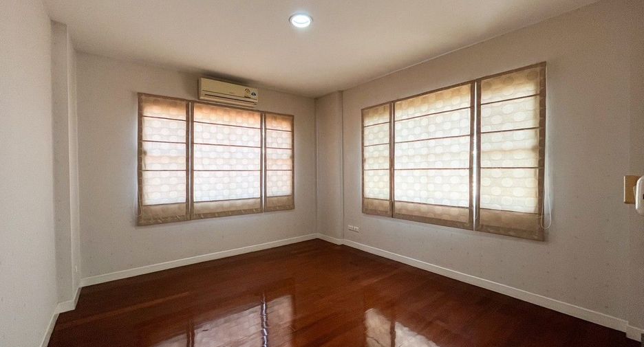 For sale 3 bedrooms house in Bang Phli, Samut Prakan