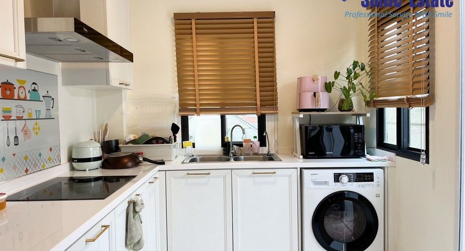 For sale 3 bedrooms house in Prawet, Bangkok