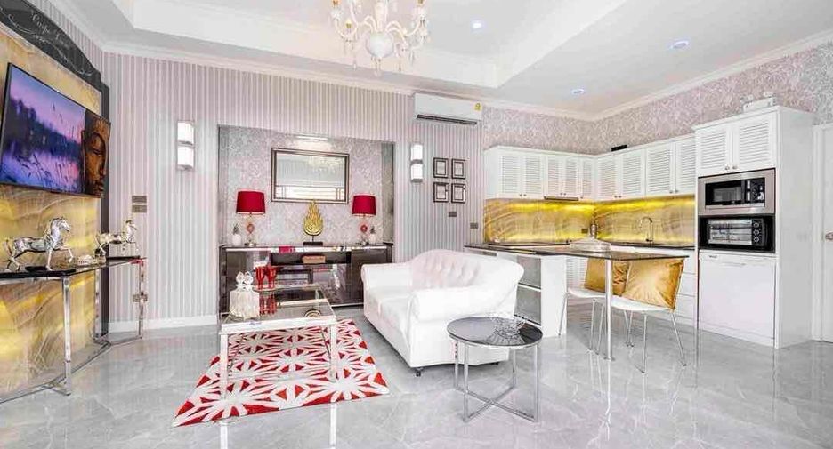 Villa en alquiler y en venta de 3 habitaciones en Bang Lamung, Chonburi