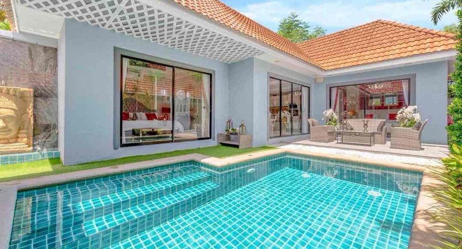 Villa en alquiler y en venta de 3 habitaciones en Bang Lamung, Chonburi