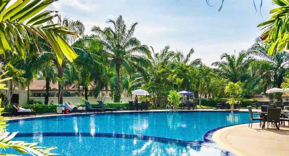 Villa en alquiler y en venta de 3 habitaciones en Bang Lamung, Chonburi