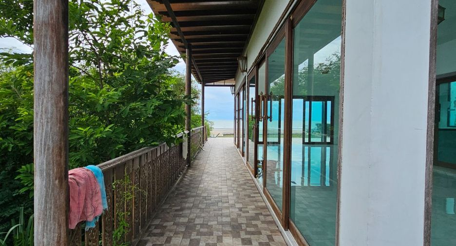 For sale 3 bedrooms house in Tha Yang, Phetchaburi