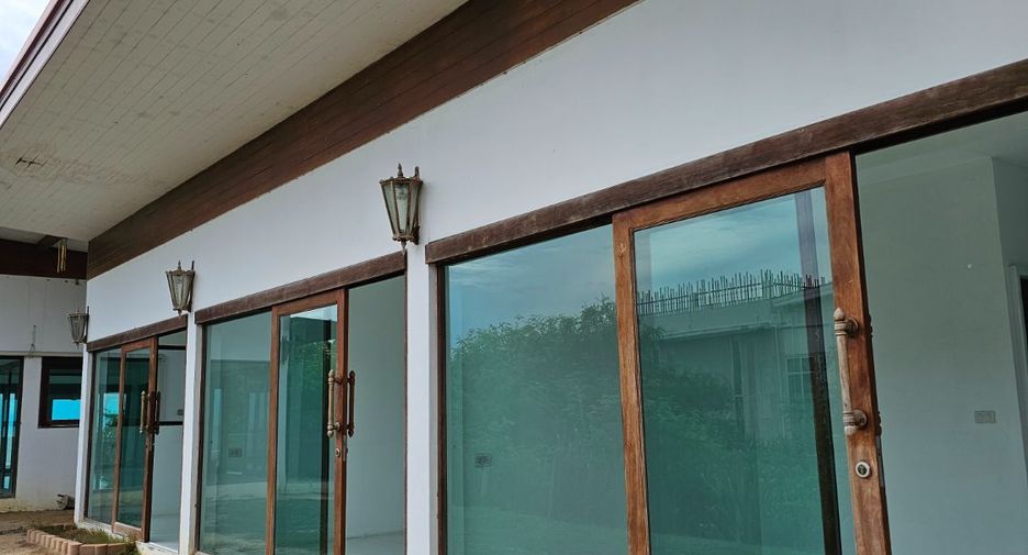 For sale 3 bedrooms house in Tha Yang, Phetchaburi