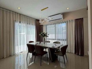 À louer 4 chambres villa à Bang Lamung, Chonburi
