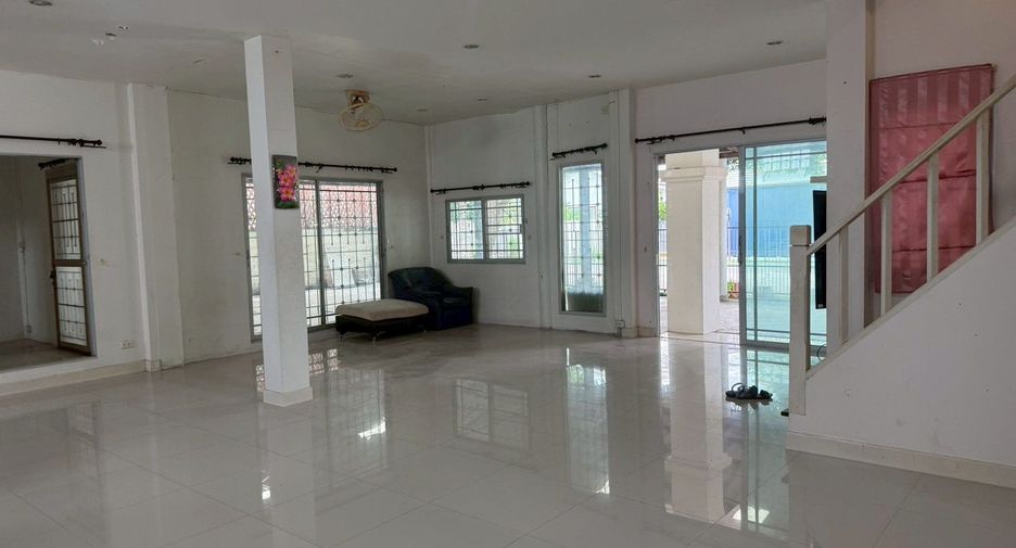 For sale 3 ベッドルーム house in Thanyaburi, Pathum Thani