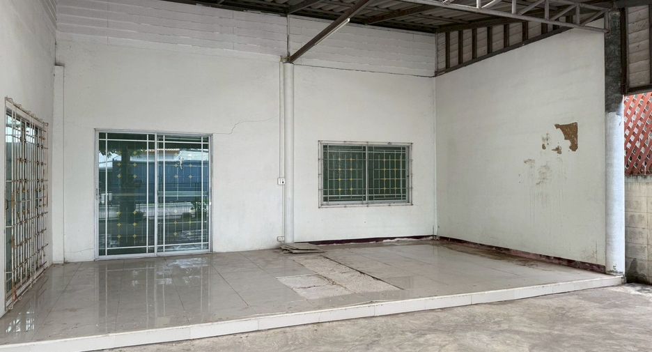 For sale 3 ベッドルーム house in Thanyaburi, Pathum Thani