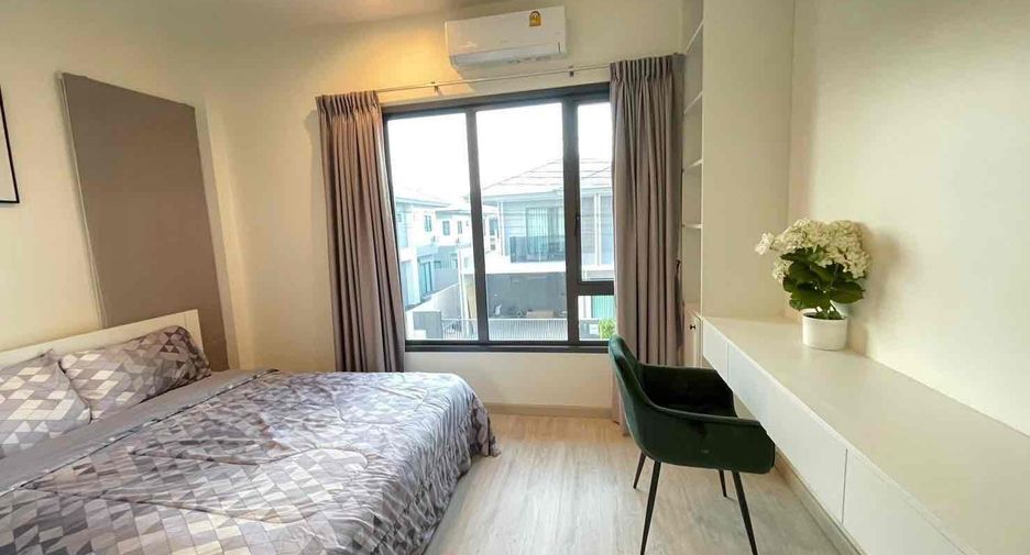 Villa en alquiler de 4 habitaciones en Bang Lamung, Chonburi