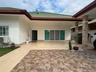 Villa zur Miete mit 3 Zimmer in Bang Lamung, Chonburi