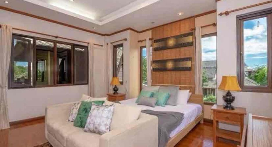Villa zur Miete mit 5 Zimmer in Bang Lamung, Chonburi