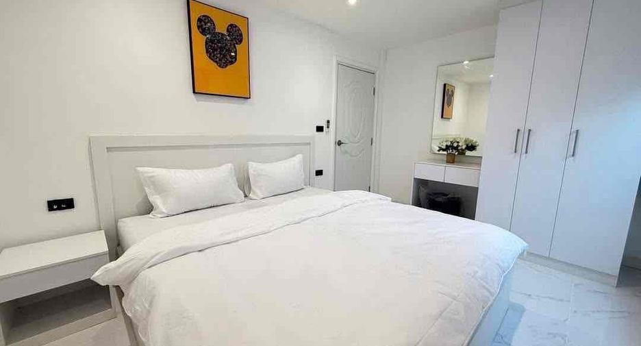 For rent 8 bedrooms villa in Bang Lamung, Chonburi