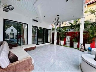 Villa zur Miete mit 4 Zimmer in Bang Lamung, Chonburi