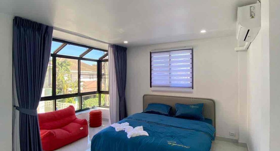 À louer 4 chambres villa à Bang Lamung, Chonburi