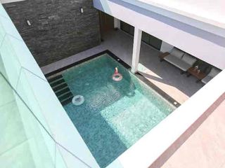 À vendre et à louer 4 chambres villa à Bang Lamung, Chonburi