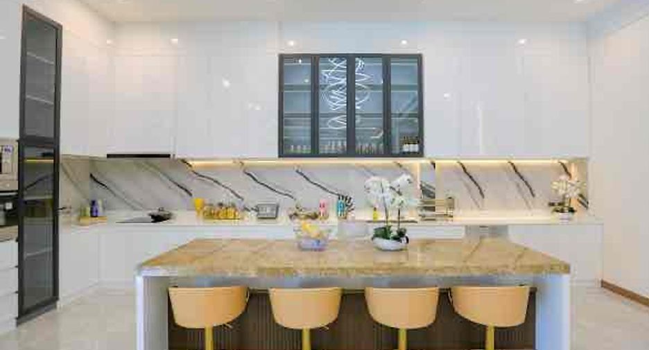 Villa zum Kauf und zur Miete mit 4 Zimmer in Bang Lamung, Chonburi