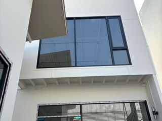 For rent 3 bedrooms retail Space in Khlong Toei, Bangkok