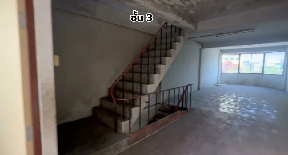 Gewerbefläche zum Kauf mit 5 Zimmer in Mueang Chiang Mai, Chiang Mai