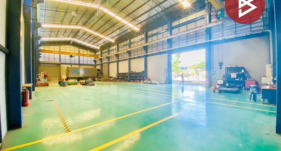 À vendre entrepôt à Sam Phran, Nakhon Pathom