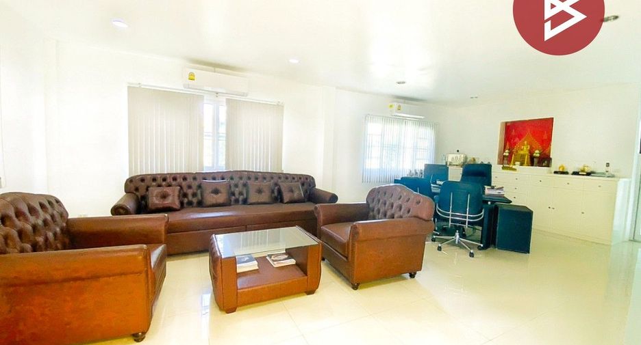 À vendre entrepôt à Sam Phran, Nakhon Pathom