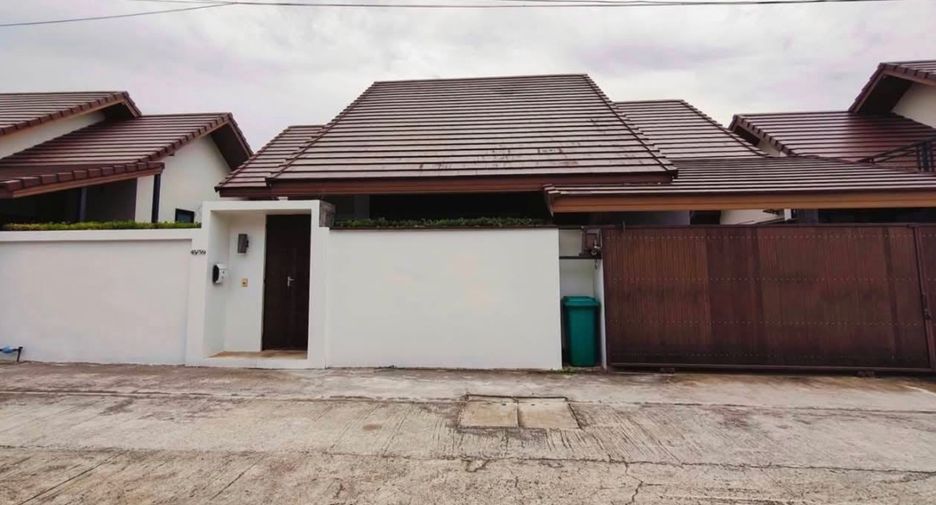 Villa en alquiler de 2 habitaciones en Bang Lamung, Chonburi