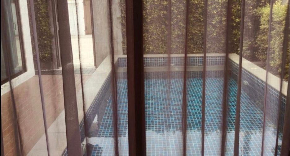 Villa en alquiler de 2 habitaciones en Bang Lamung, Chonburi