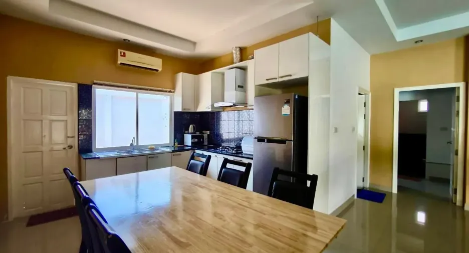 For rent and for sale 3 bedrooms house in Bang Lamung, Chonburi