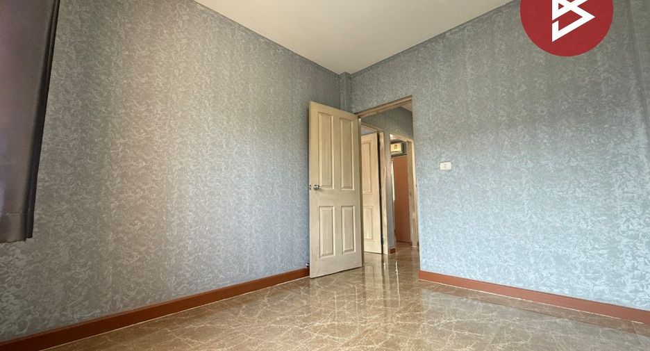 For sale 3 ベッドルーム townhouse in Bang Khun Thian, Bangkok
