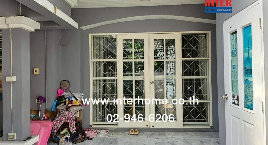 For sale 5 bedrooms townhouse in Khlong Sam Wa, Bangkok