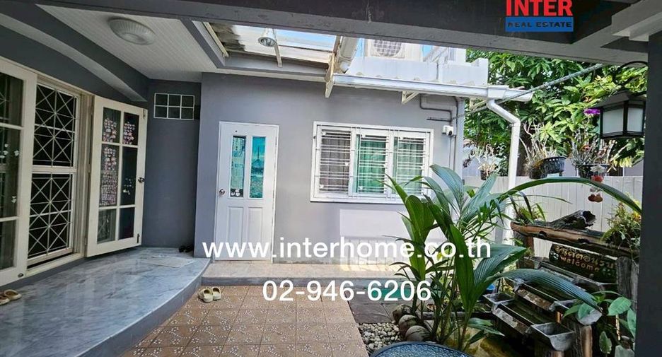 For sale 5 bedrooms townhouse in Khlong Sam Wa, Bangkok