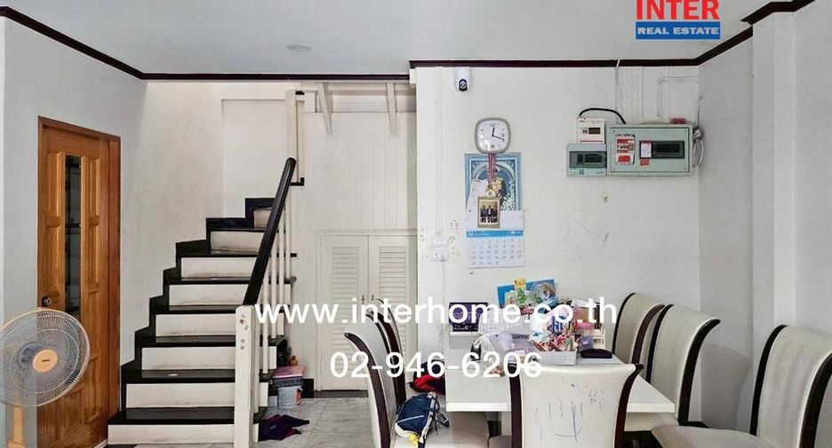 For sale 5 bedrooms townhouse in Khlong Sam Wa, Bangkok